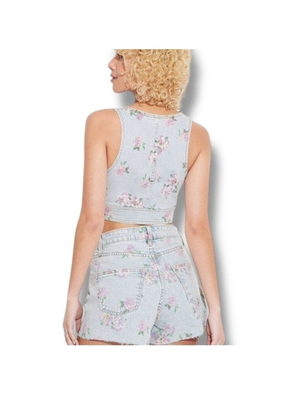 NWOT Wild Fable Light Wash Floral Blue Pink Denim Vest - Size Large - Picture 2 of 9